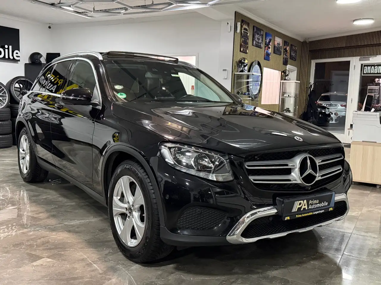 2018 Mercedes-Benz GLC 300 4Matic / Panorama 360° 4x SHZ Tempomat, photograph 6