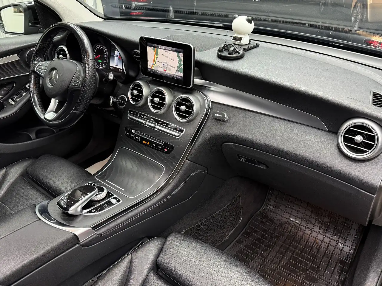 2018 Mercedes-Benz GLC 300 4Matic / Panorama 360° 4x SHZ Tempomat, photograph 7
