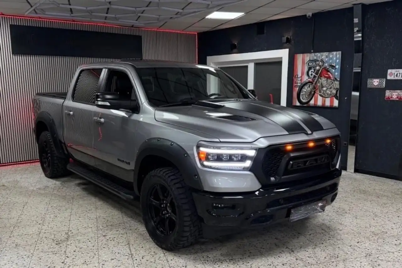 Dodge RAM 1500 5.7 HEMI 4x4 Rebel Sport Night — photo 1 of 19
