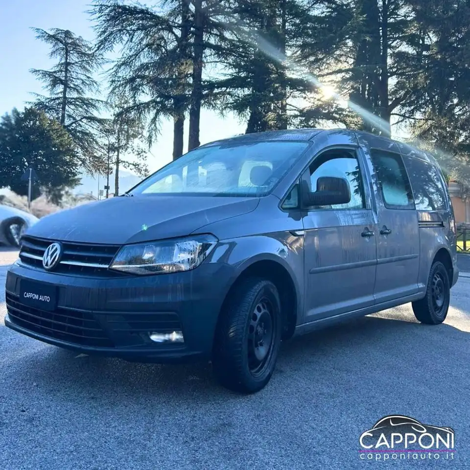 Volkswagen Caddy 2.0 TDI 122 CV 4MOTION Maxi — photo 1 of 15