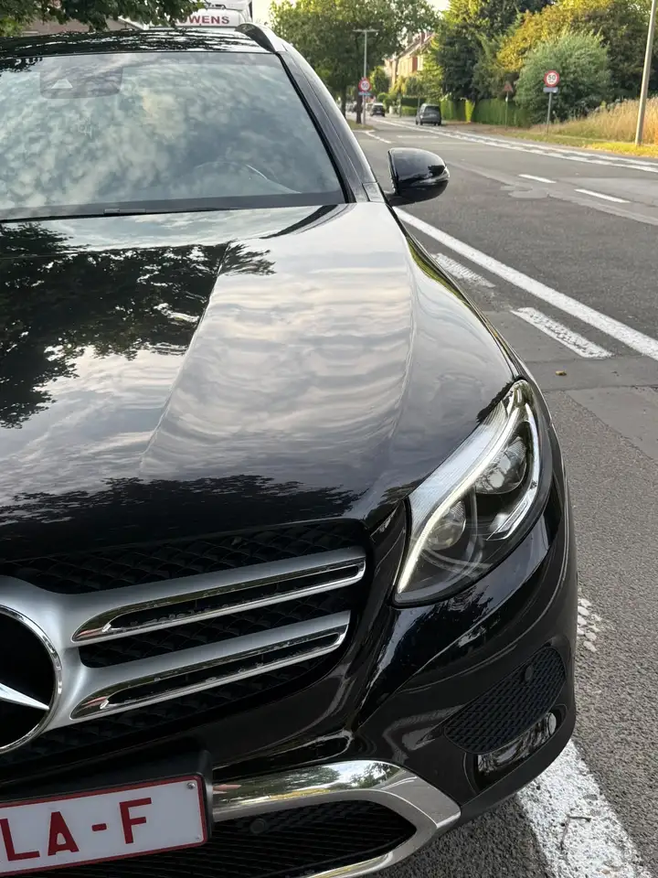 Mercedes-Benz GLC 220 d 4Matic 9G-TRONIC AMG Line — photo 1 of 9