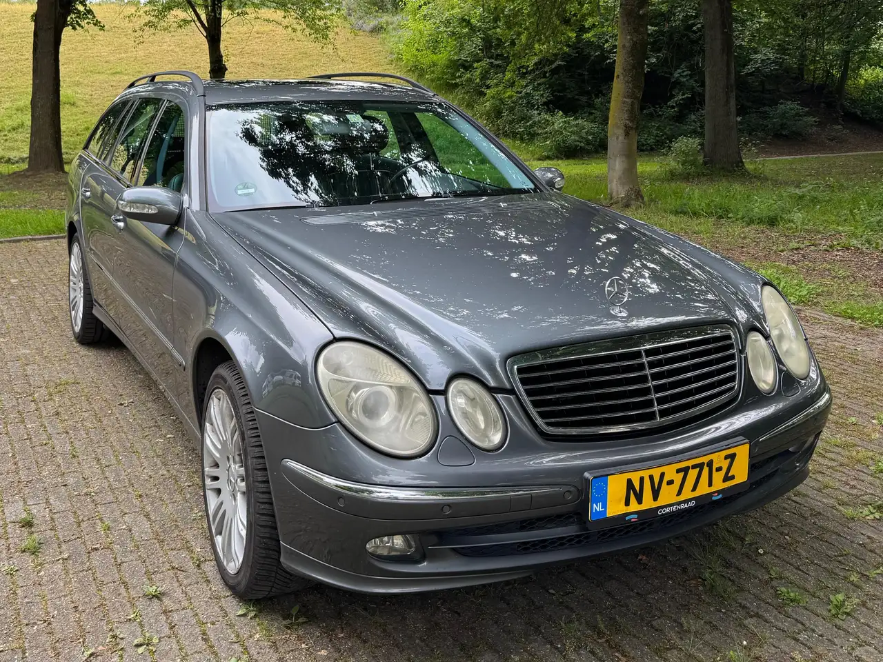 Mercedes-Benz E 400 E 400 280 Avantg. 4M Sel. — photo 1 of 13