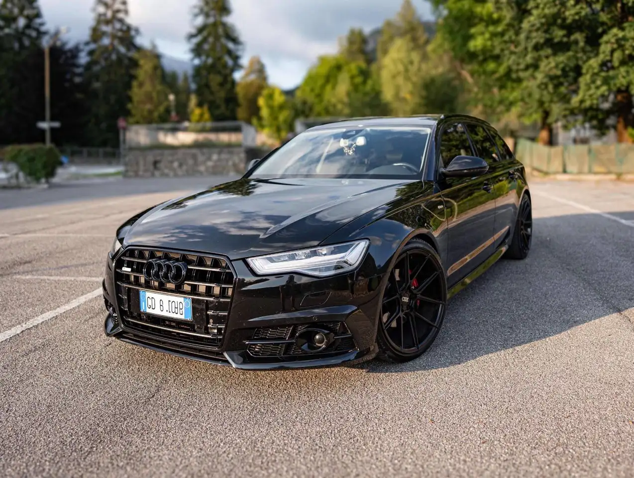Audi A6 avant s line — photo 1 of 9