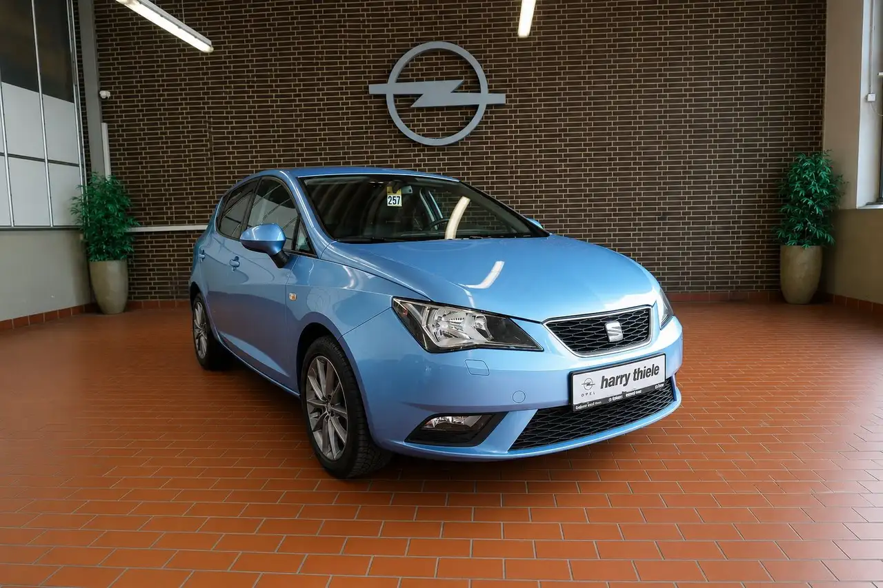 SEAT Ibiza 1.2 TSI i-Tech-Navi/SHZ/Allwetter — photo 1 of 15