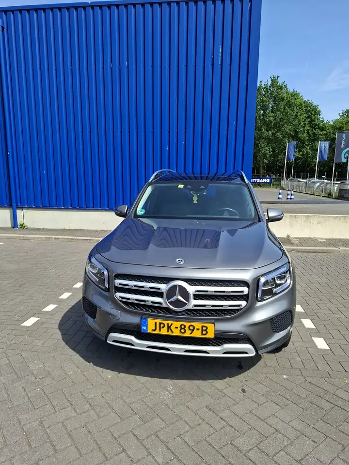 Mercedes-Benz GLB 250 4M. AMG Line — photo 1 of 20