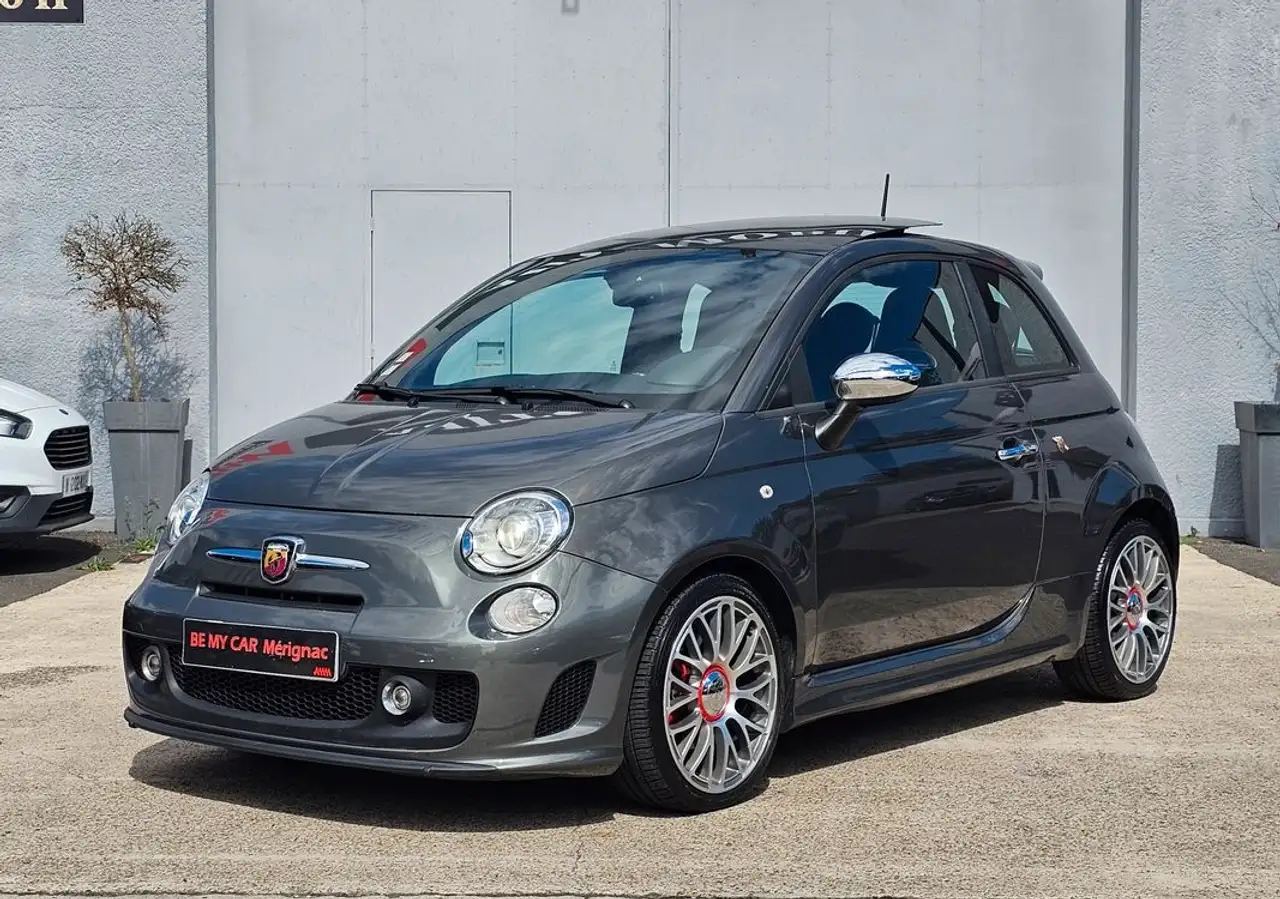 Abarth 500 135 ch – bombardone toit ouvrant boîte manuelle — photo 1 of 14