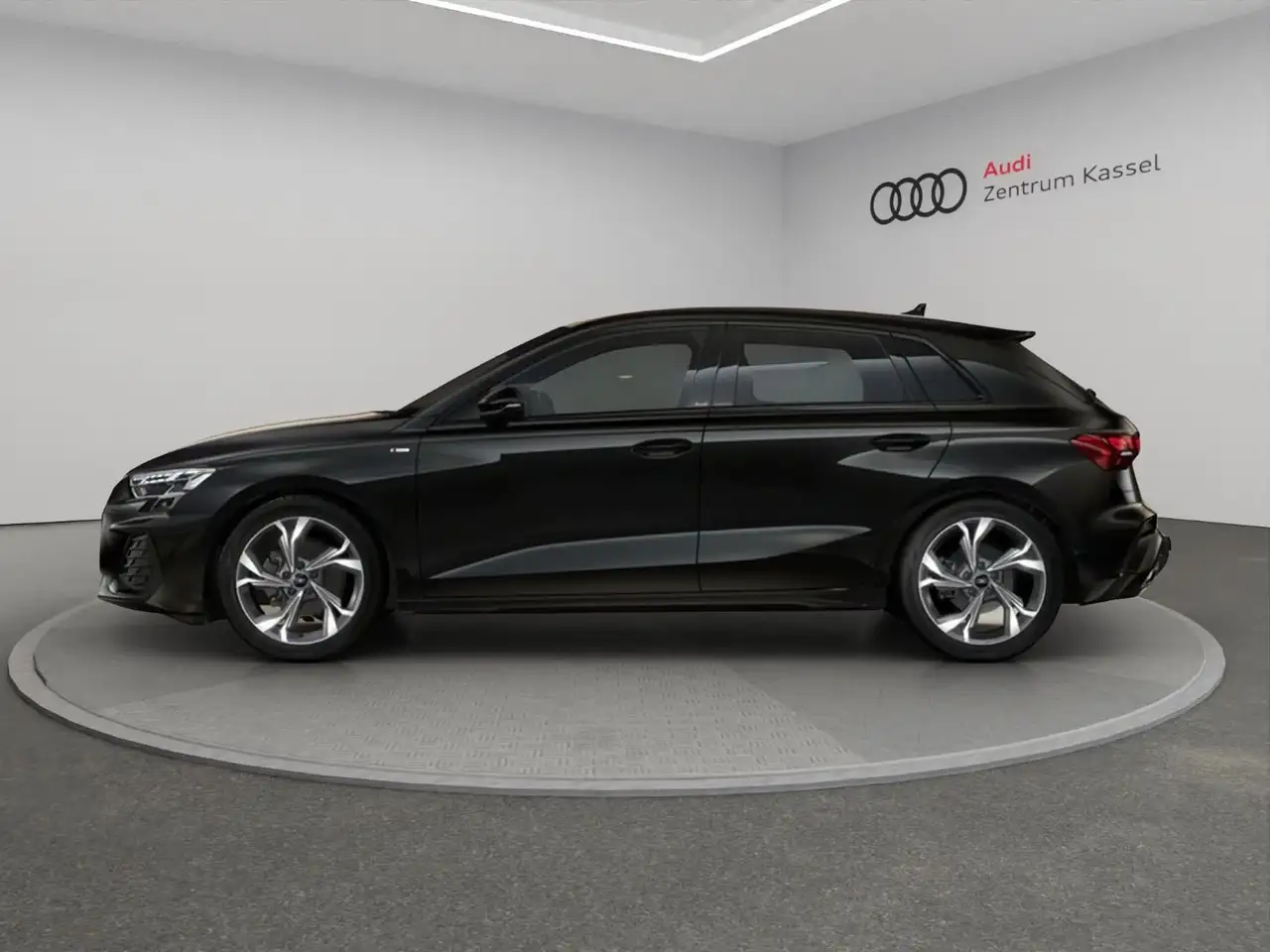 2027 Audi A3 Sportback S line TFSI LED SONOS Kamera AHK, photograph 3