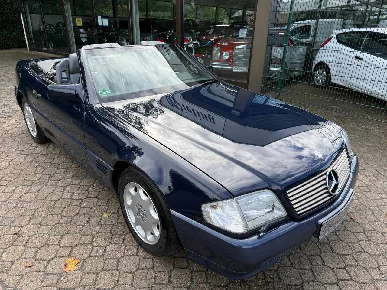 Mercedes-Benz SL 280 R129 *HU neu*2.Hand*Scheckheft*deutsches Fahrzeug* — photo 1 of 25