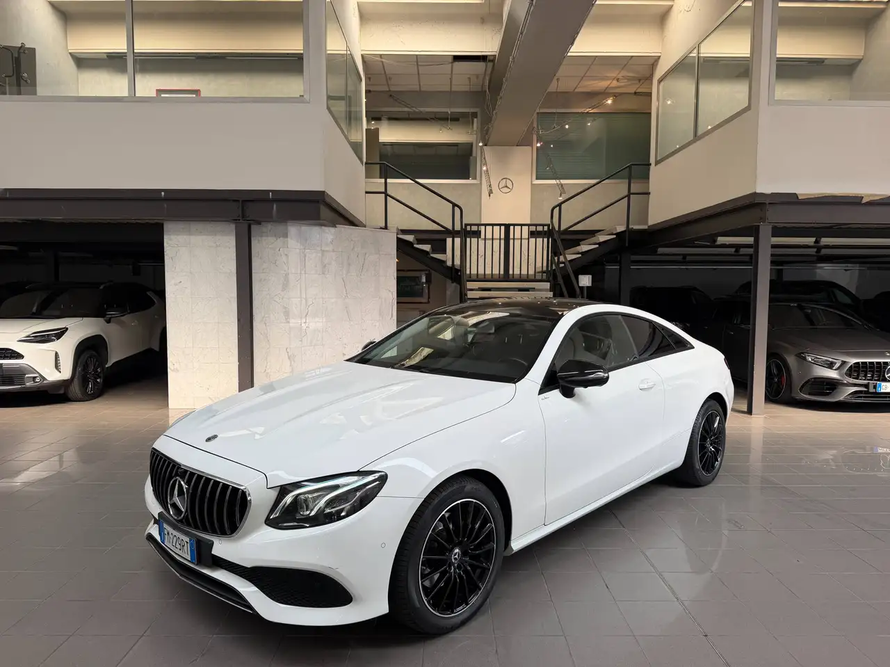 Mercedes-Benz E 220 Classe E - C238 Coupe Coupe d Premium Plus 4matic auto — photo 1 of 16