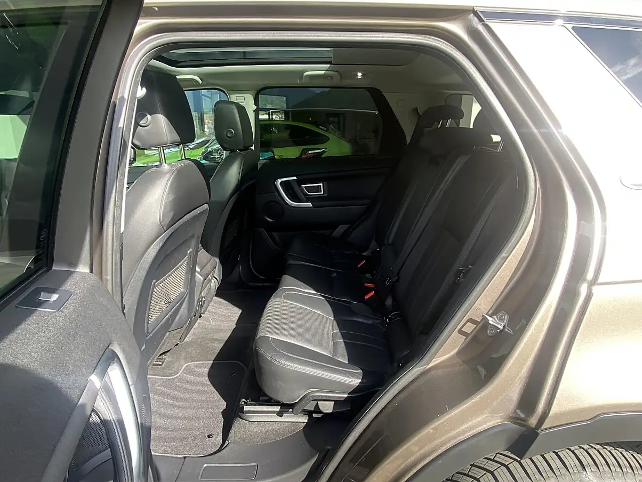 2015 Land Rover Discovery Sport 2,2 SD4 4WD HSE Aut.* VOLL* 7-Sitzer* AHK* GARA..., photograph 10