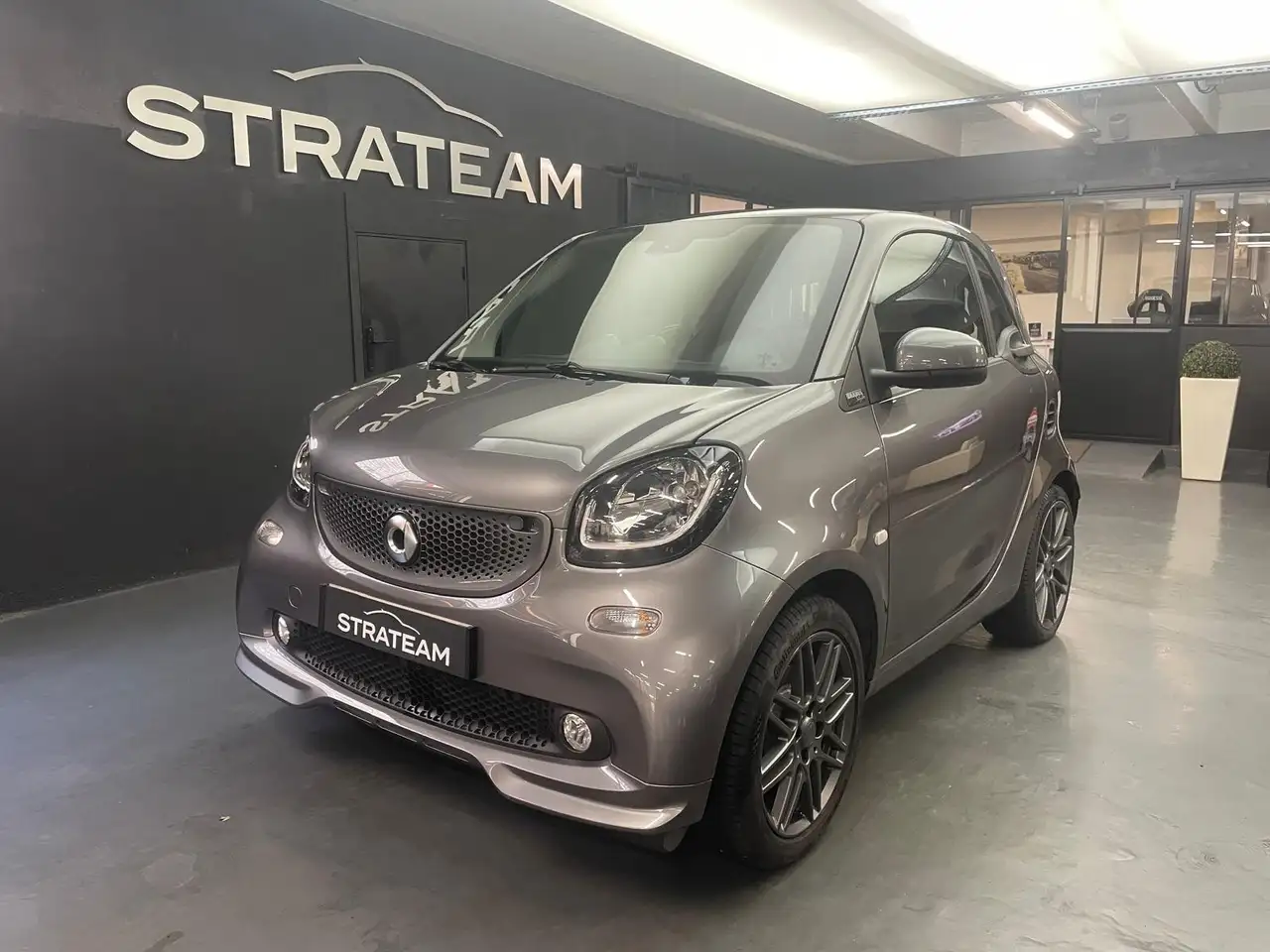 smart forTwo 0.9 T 90 BRABUS STYLE — photo 1 of 1