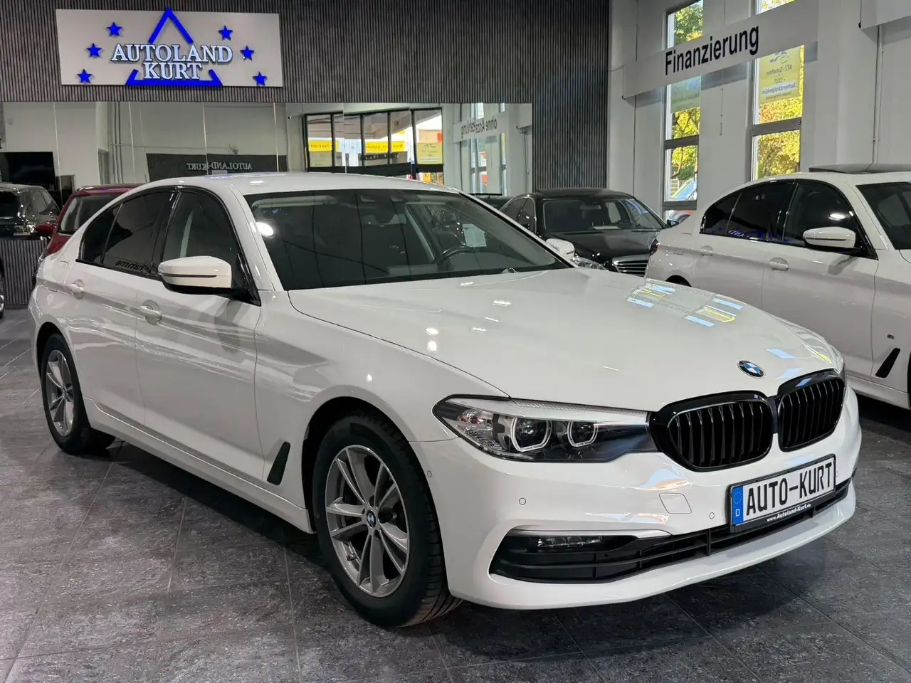BMW 520 i Automatik*LED*Navi*Driv.Assist.*RFK*2.Hand — photo 1 of 26