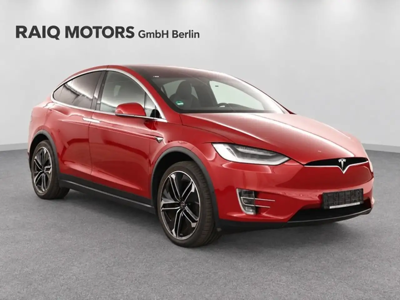 Tesla Model X Long Range RAVEN NETTO 41.700 — photo 1 of 16