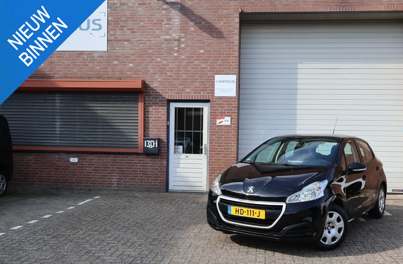 Peugeot 208 1.0 PureTech Access NAP Airco Cruise Carplay 02-27 — photo 1 of 17