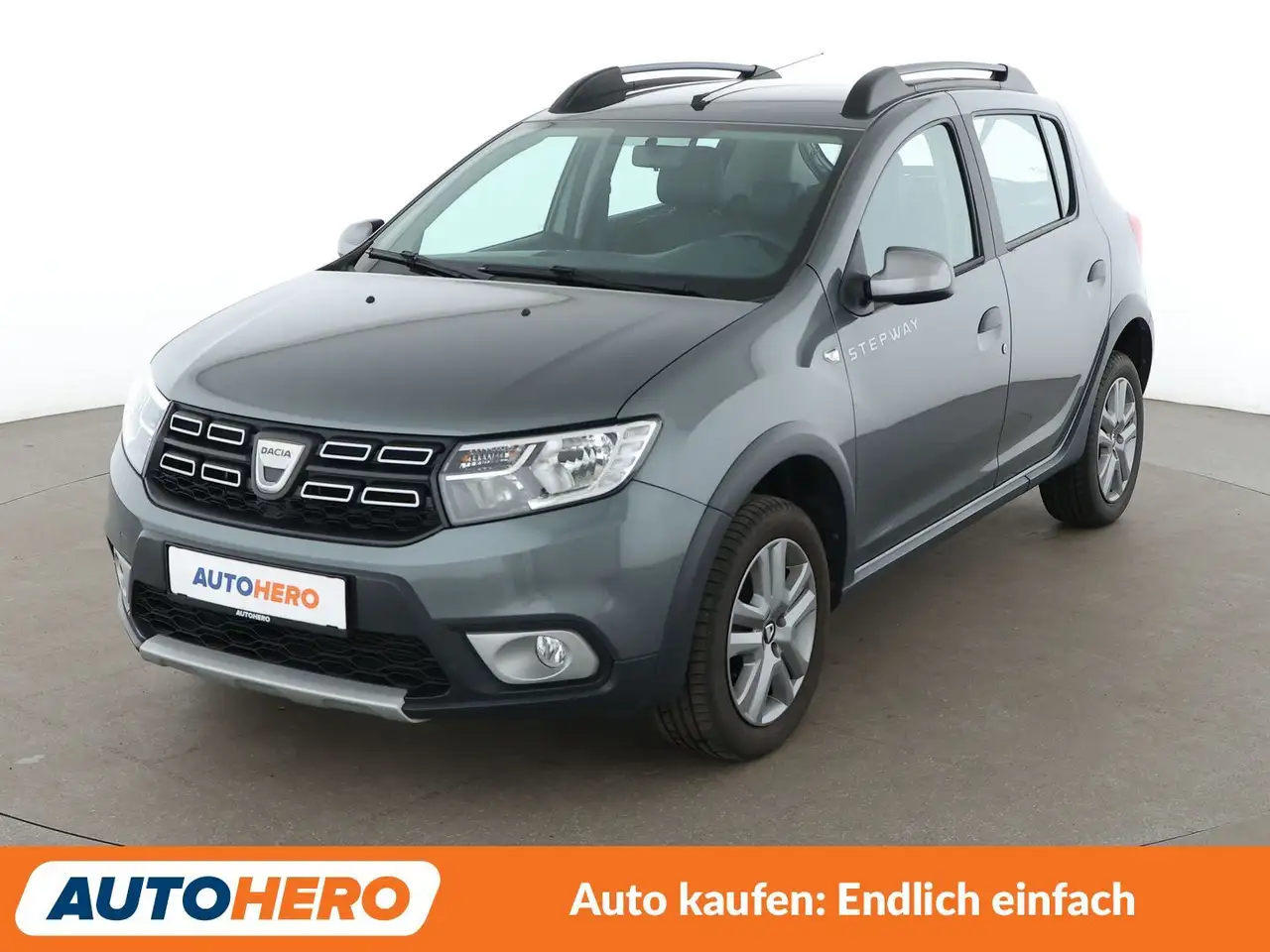 Dacia Sandero 0.9 TCe Stepway Celebration *NAVI*TEMPO*PDC*KLIMA* — photo 1 of 28