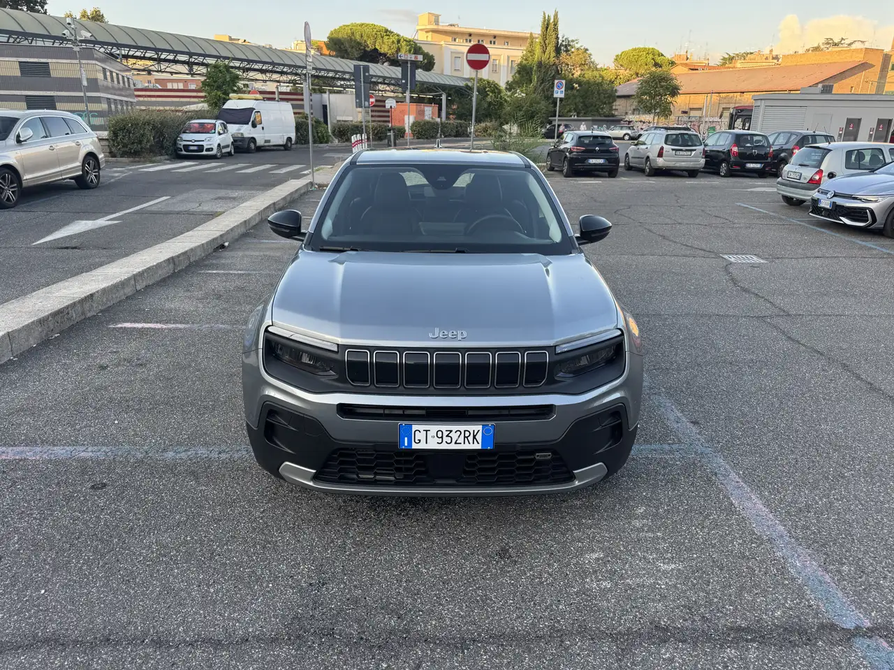Jeep Avenger 1.2 GSE T3 Turbo-Benzin GDI Altitude — photo 1 of 8