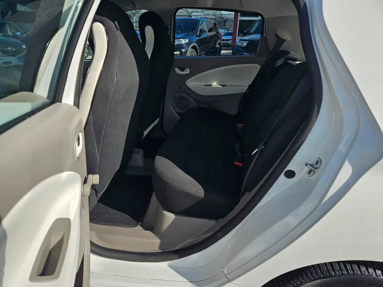 2019 Renault ZOE Zoe Life R90 Flex 92cv my18 - FY045HB, photograph 12