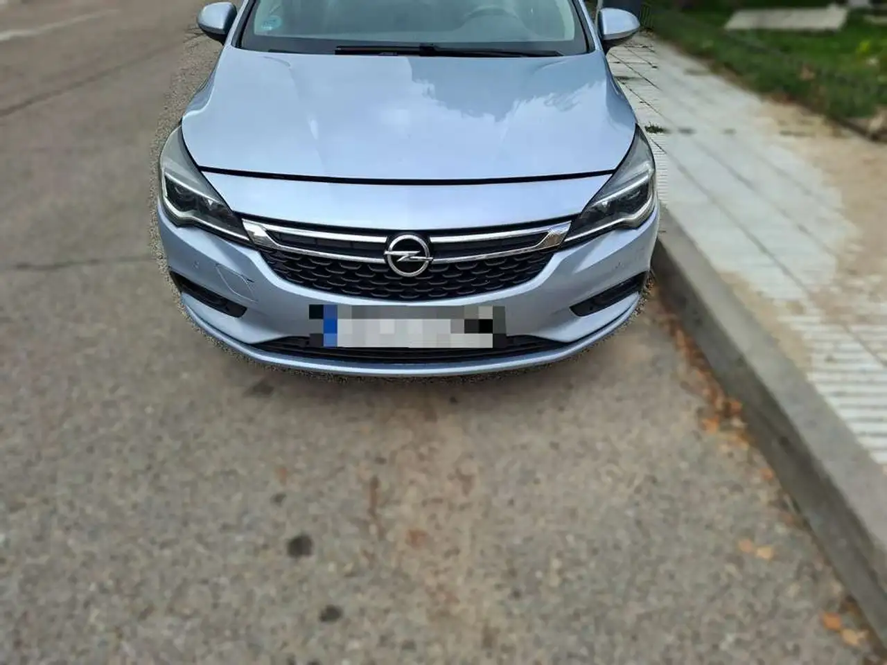 Opel Astra 1.6CDTi S/S Excellence 136 — photo 1 of 14
