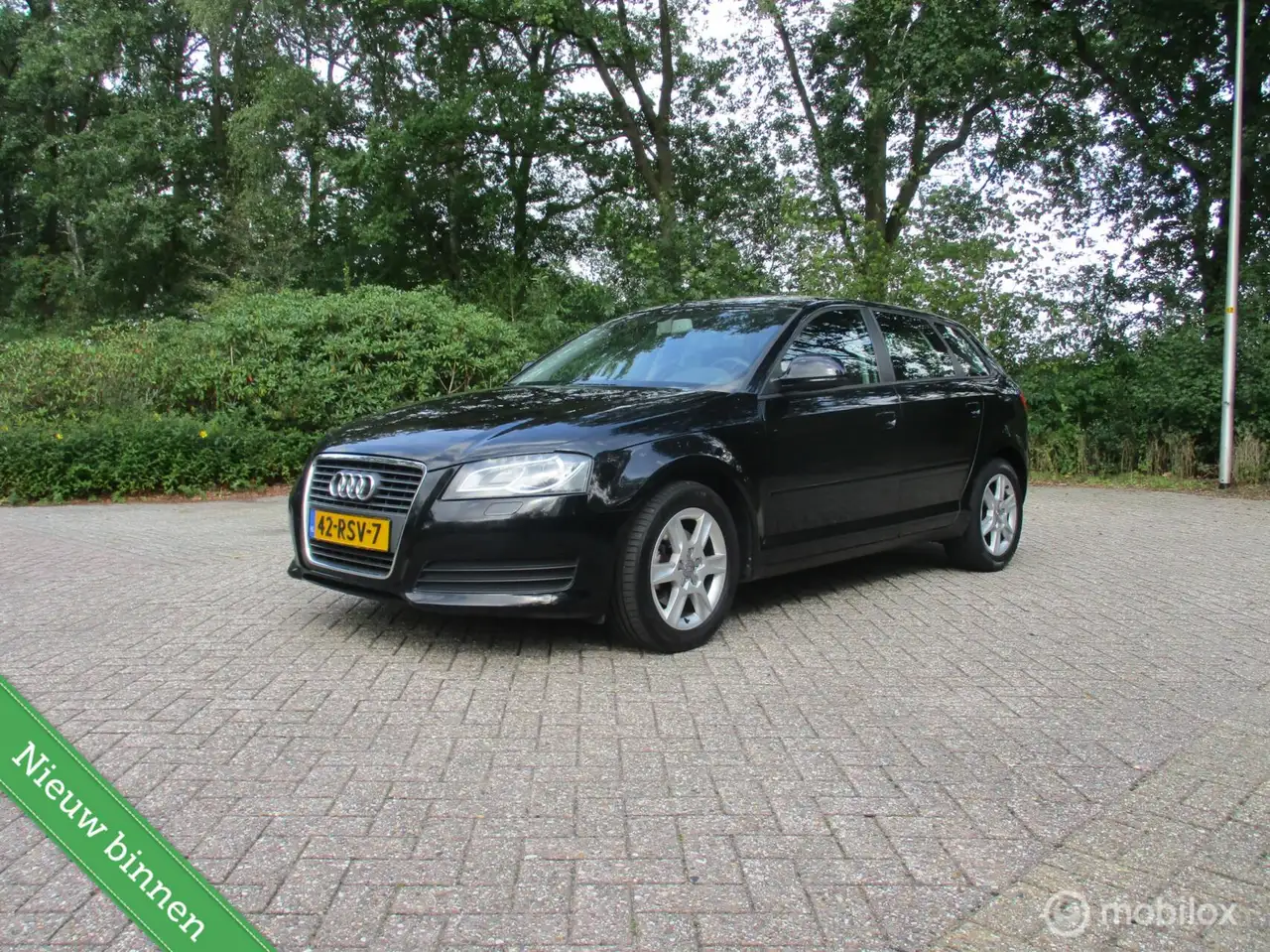 Audi A3 Sportback 1.8 TFSI Attraction Business Edition — photo 1 of 21
