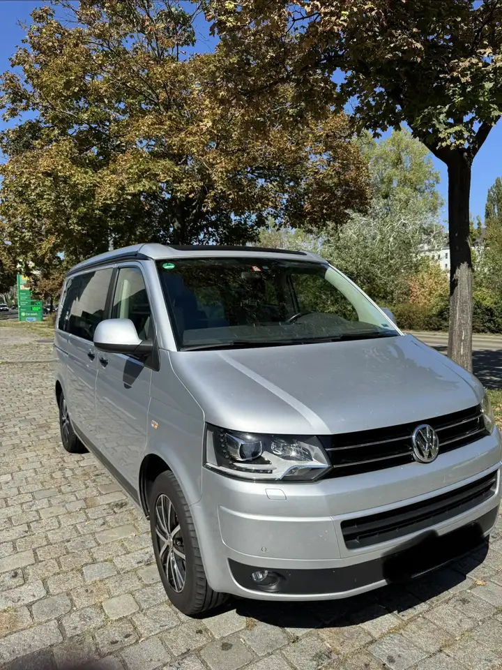 Volkswagen T5 California Beach — photo 1 of 12