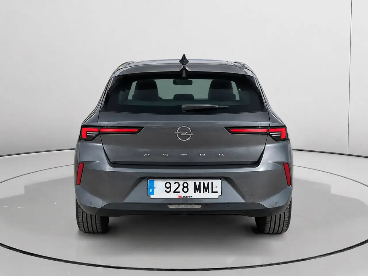 2023 Opel Astra 1.2T XHT S/S Edition 130, photograph 4