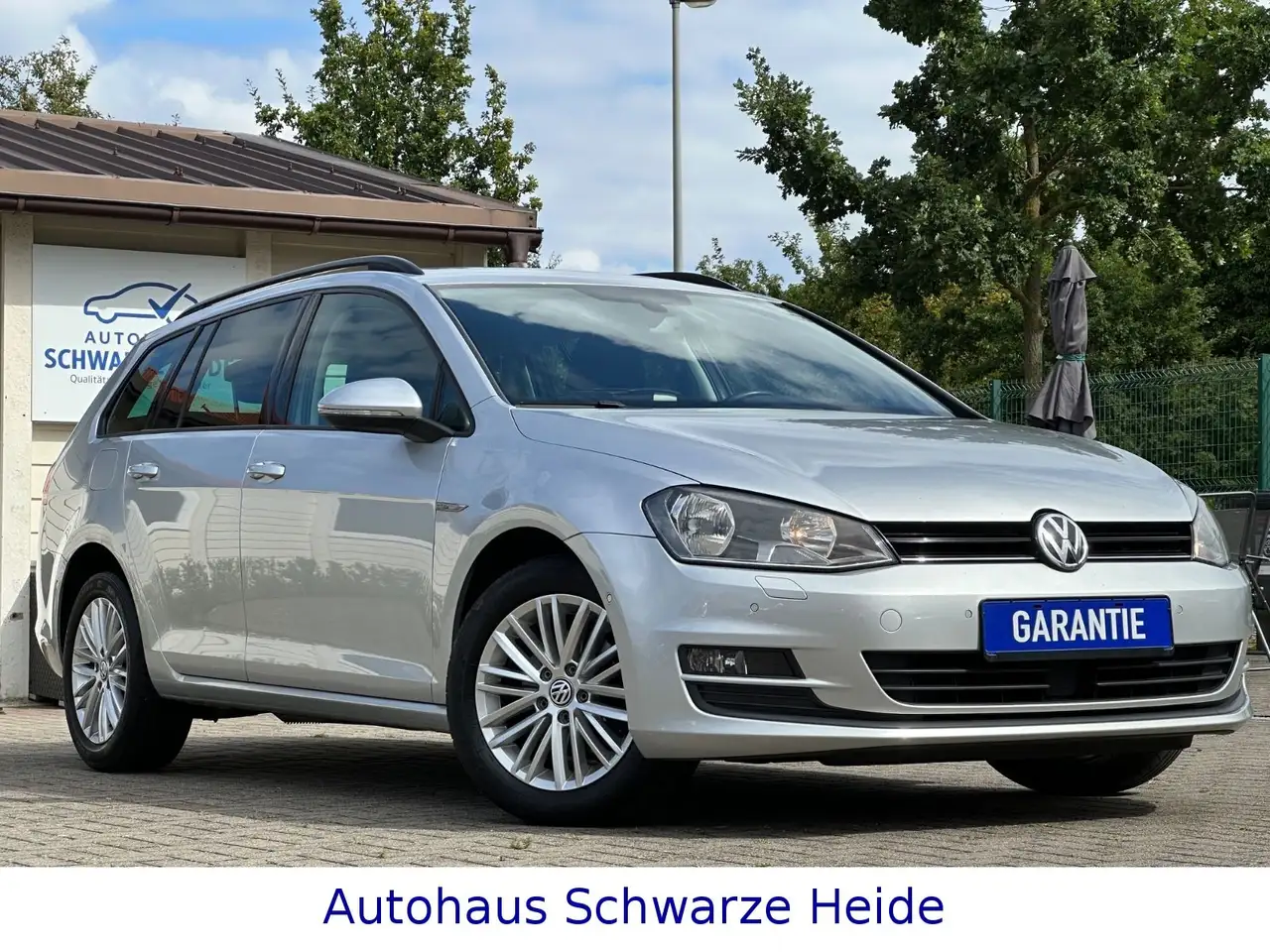 Volkswagen Golf 7 Variant CUP DSG*1.HAND*AHK*NAVI*PDC*8FACH — photo 1 of 40