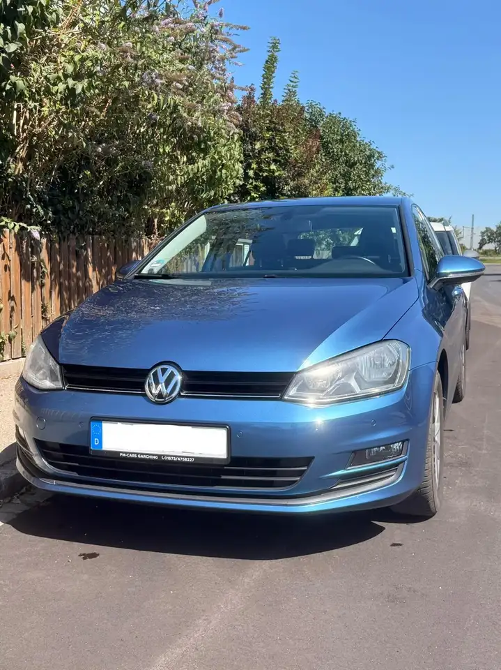 Volkswagen Golf 1.2 TSI BlueMotion Technology Trendline — photo 1 of 15