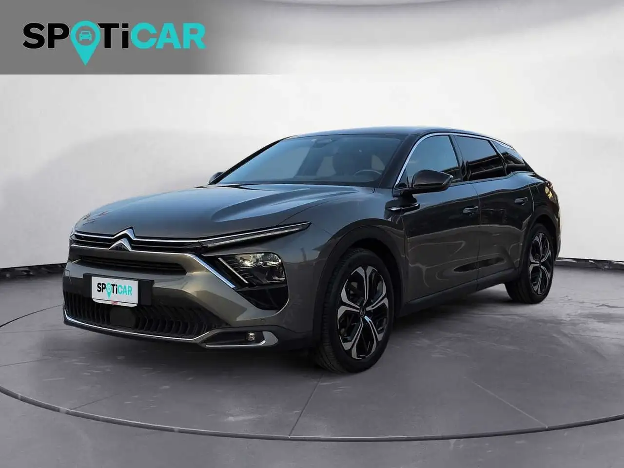 Citroen C5 X HYBRID 225 e-EAT8 Shine Pack — photo 1 of 23