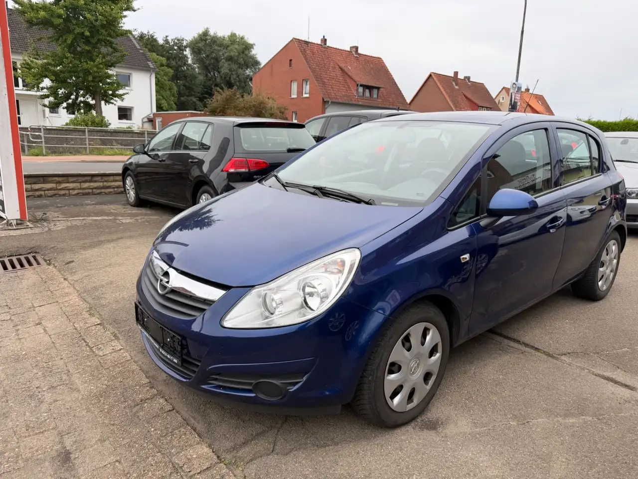 Opel Corsa D Edition/Klima/TÜV NEU — photo 1 of 5