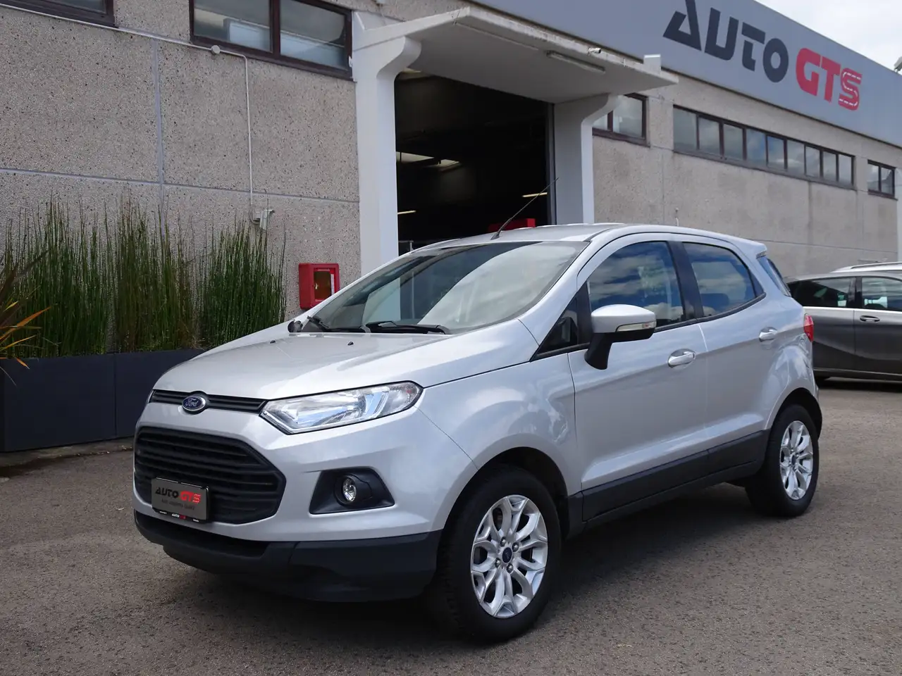 Ford EcoSport EcoSport 1.5 tdci Plus 95cv E6 — photo 1 of 14