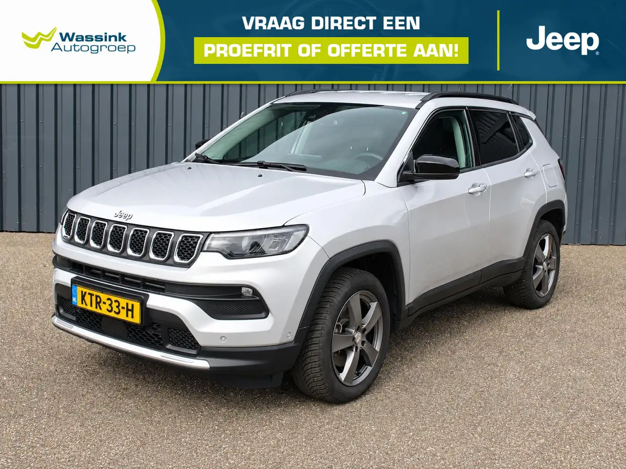 Jeep Compass 4xe 190 Plug-in Hybrid Electric Night Eagle 4 X 4 — photo 1 of 32