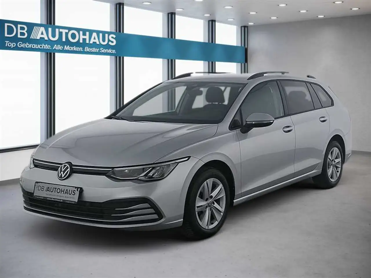 Volkswagen Golf Life 2.0 TDI — photo 1 of 37