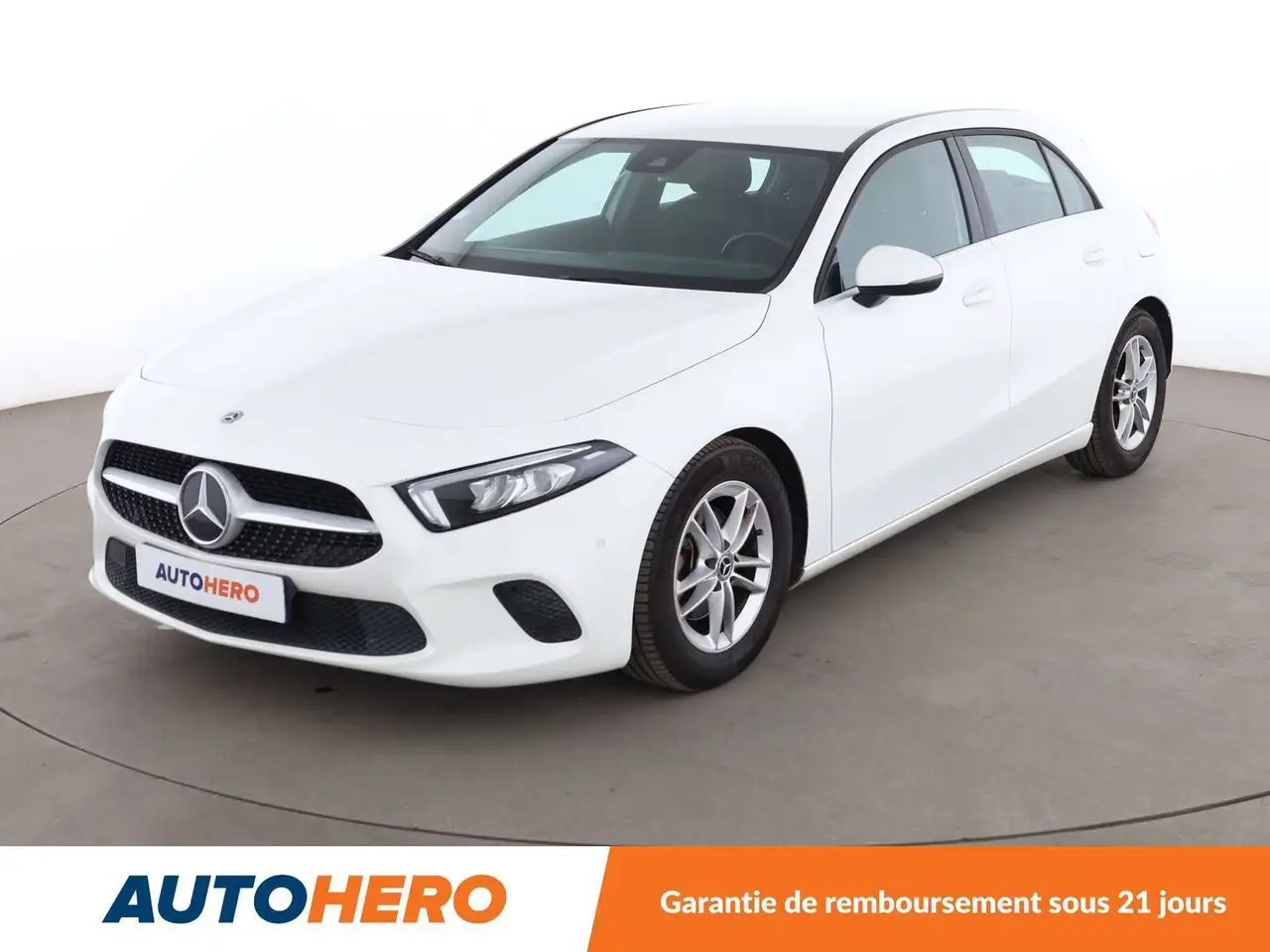 Mercedes-Benz A 180 180 d 7G-DCT — photo 1 of 33