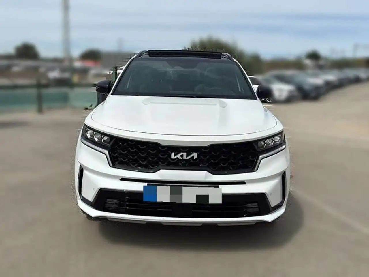 Kia Sorento Black Edition 4WD 2.2 CRDi 195CV — photo 1 of 29