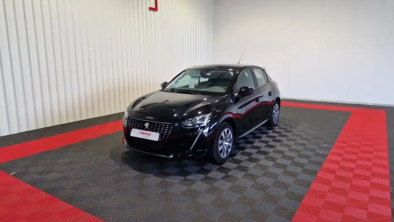 Peugeot 208 PURETECH 100 SS EAT8 ACTIVE PACK — photo 1 of 30