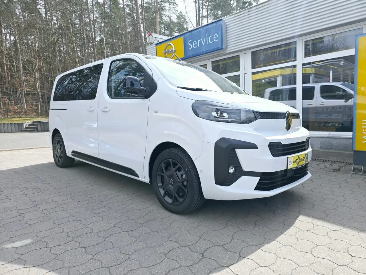 Citroen Spacetourer Plus M 9 Sitzer — photo 1 of 17