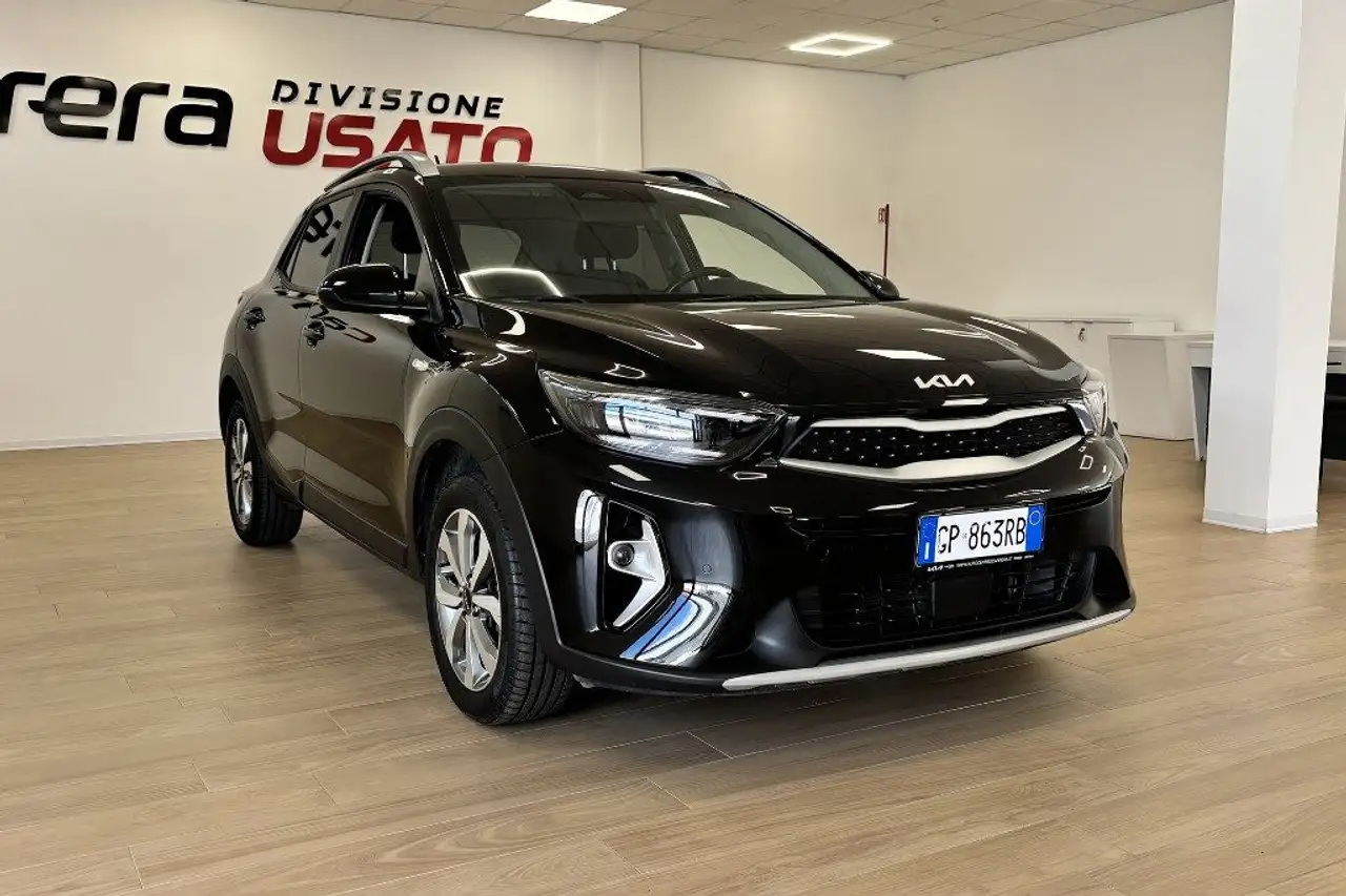 Kia Stonic 1.2 DPI ECO GPL Urban — photo 1 of 13