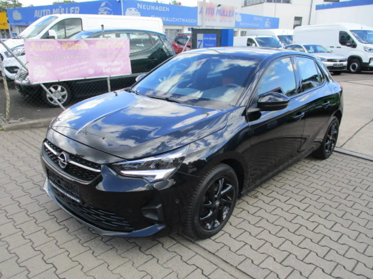 Opel Corsa Corsa1.2 Direct Injection .Turbo .GS-Line. — photo 1 of 16