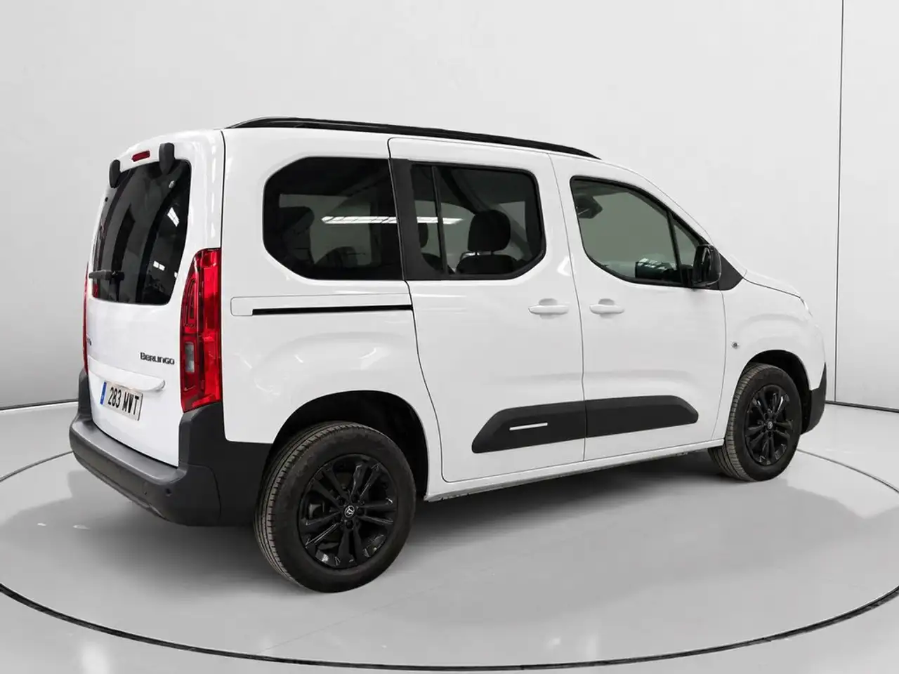 2024 Citroen Berlingo Combi BlueHDi S&S Talla M Plus 100, photograph 3