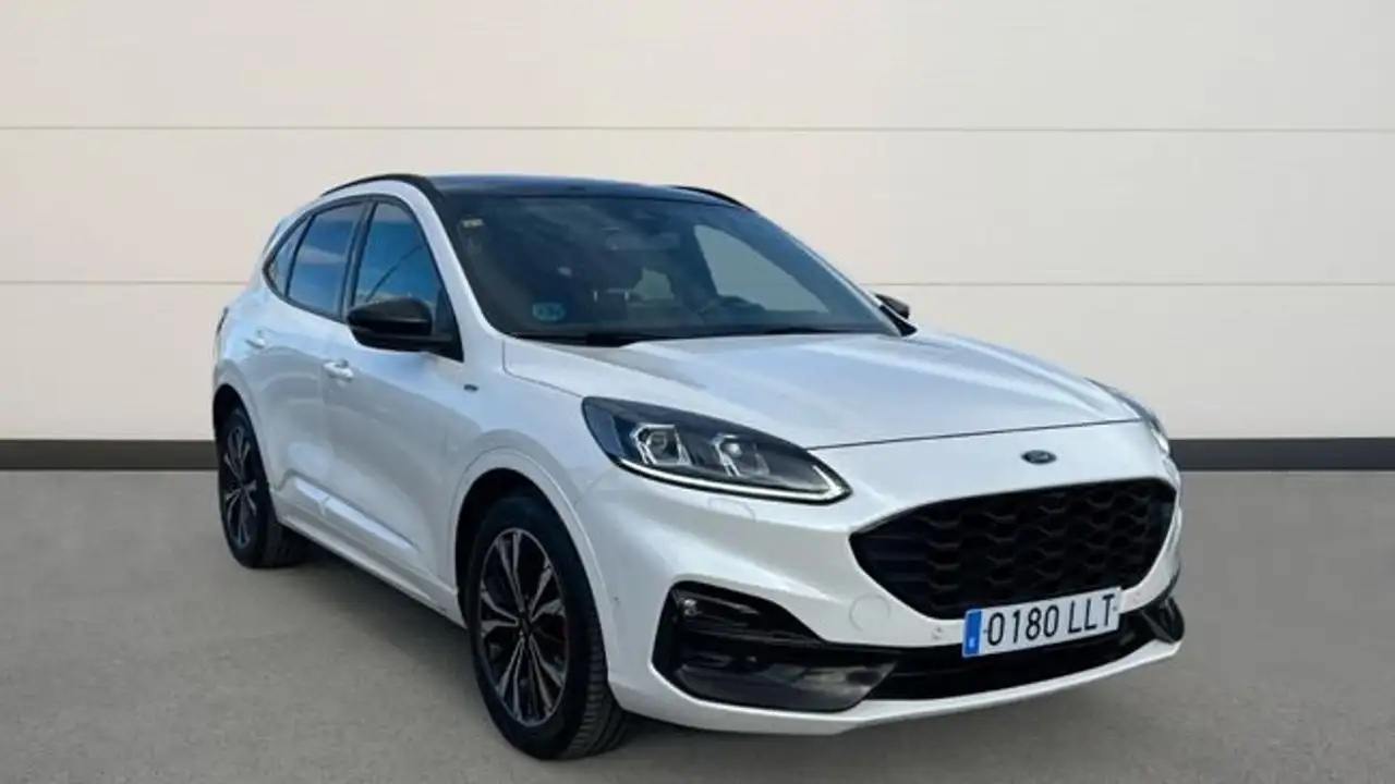Ford Kuga 2.0 EcoBlue MEHV ST-Line X FWD 150 — photo 1 of 25