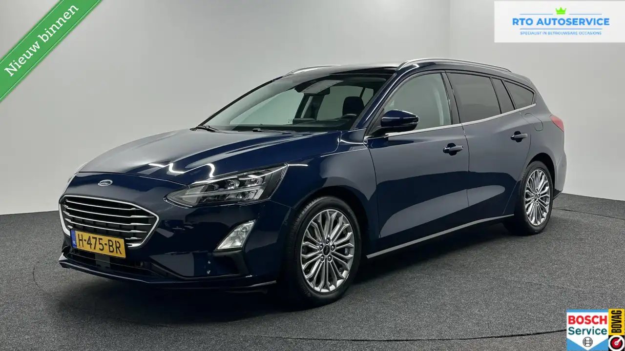 Ford Focus Wagon 1.0 EcoBoost Titanium Business HEAD UP CARPL — photo 1 of 40