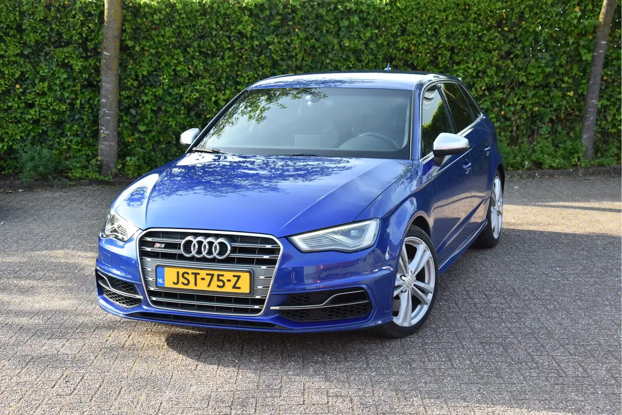 Audi S3 Sportback B&O sportstoelen dealer onderhouden — photo 1 of 18