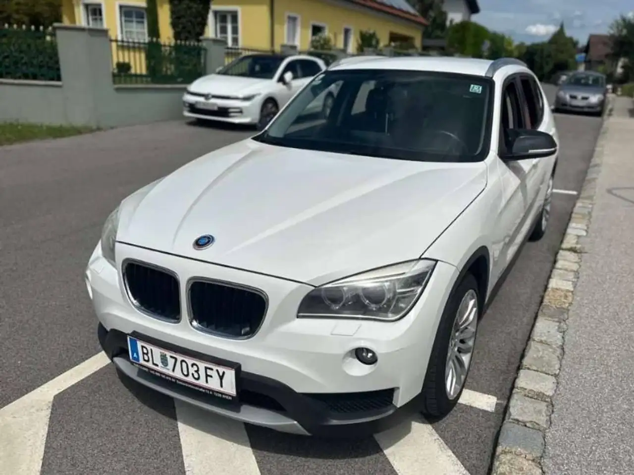 BMW X1 X1 xDrive18d — photo 1 of 6
