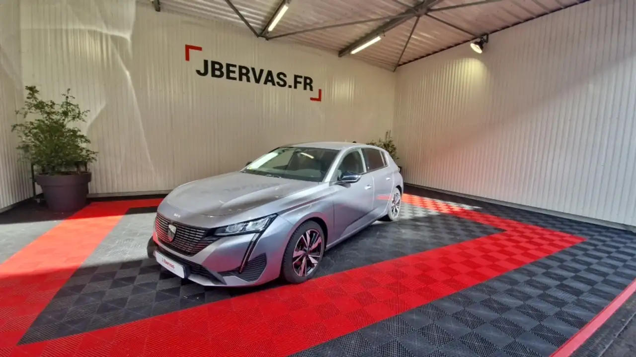 Peugeot 308 BlueHDI 130 ALLURE — photo 1 of 26