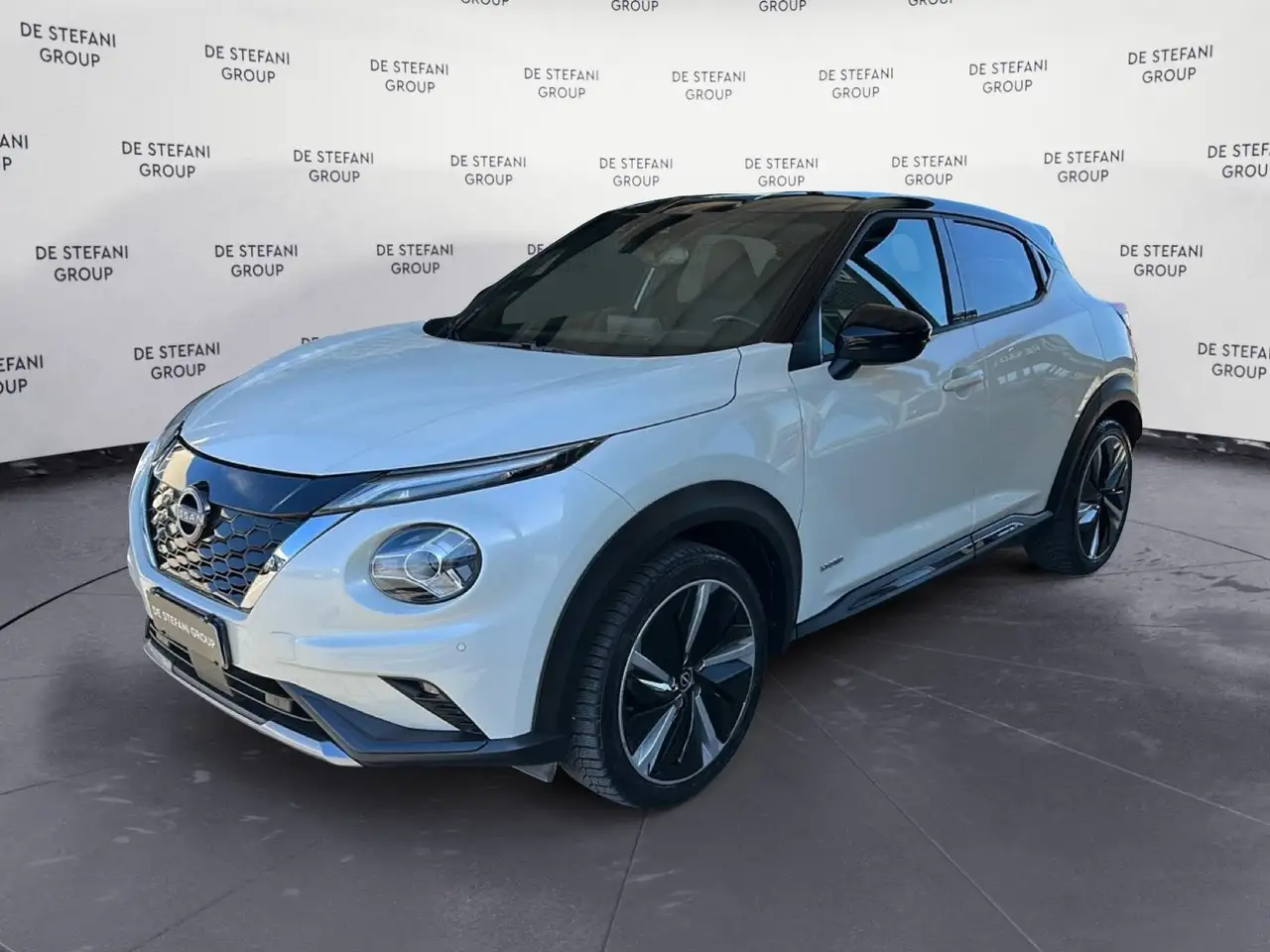 Nissan Juke Juke 1.6 hev N-Design — photo 1 of 15