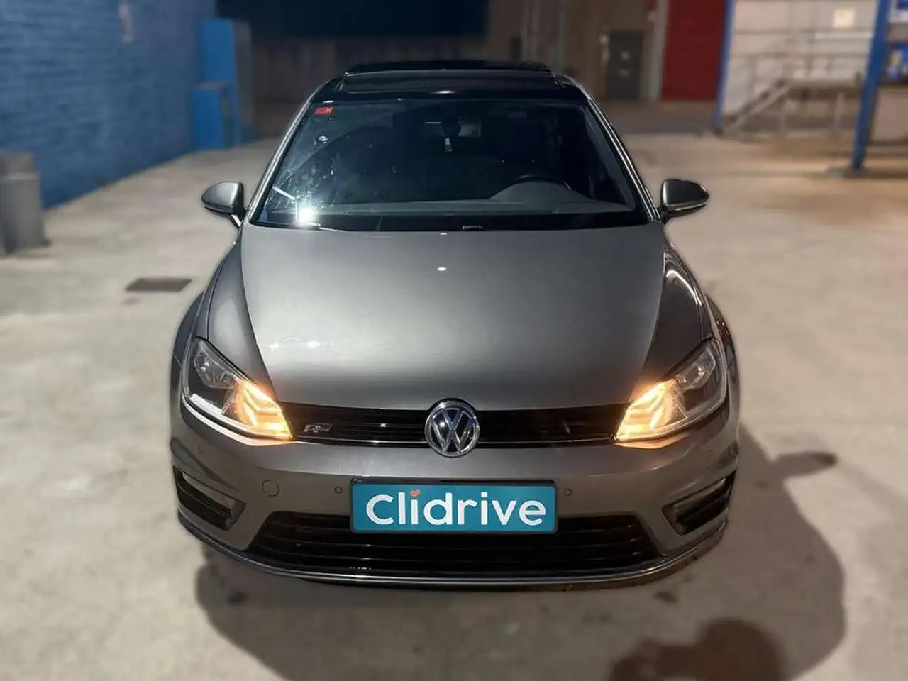 Volkswagen Golf 2.0TDI CR BMT Sport 4Motion 150 — photo 1 of 15