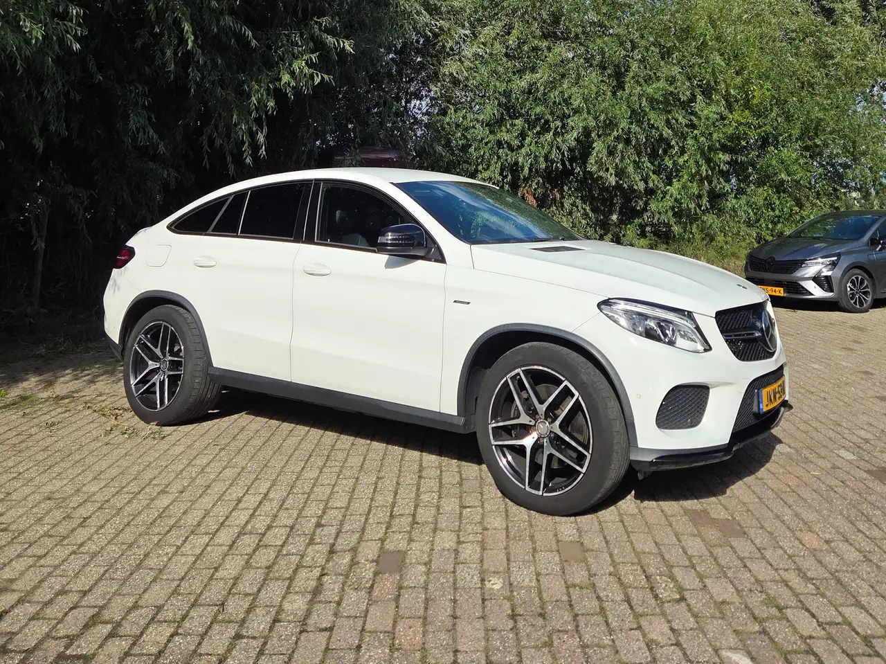Mercedes-Benz GLE 450 GLE 450 AMG — photo 1 of 11