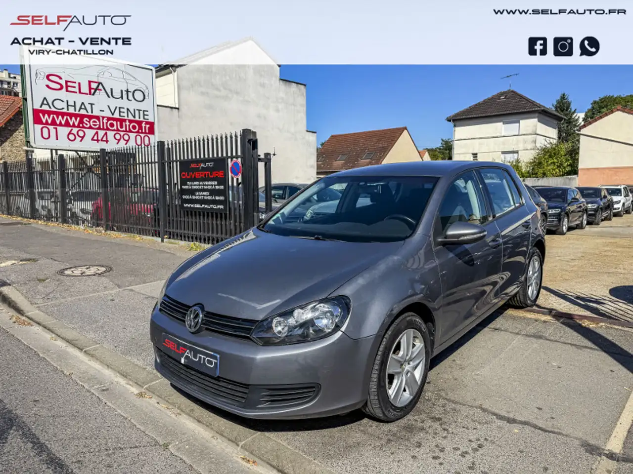 Volkswagen Golf 1.6 TDI 105CH FAP CONFORTLINE 5P — photo 1 of 18