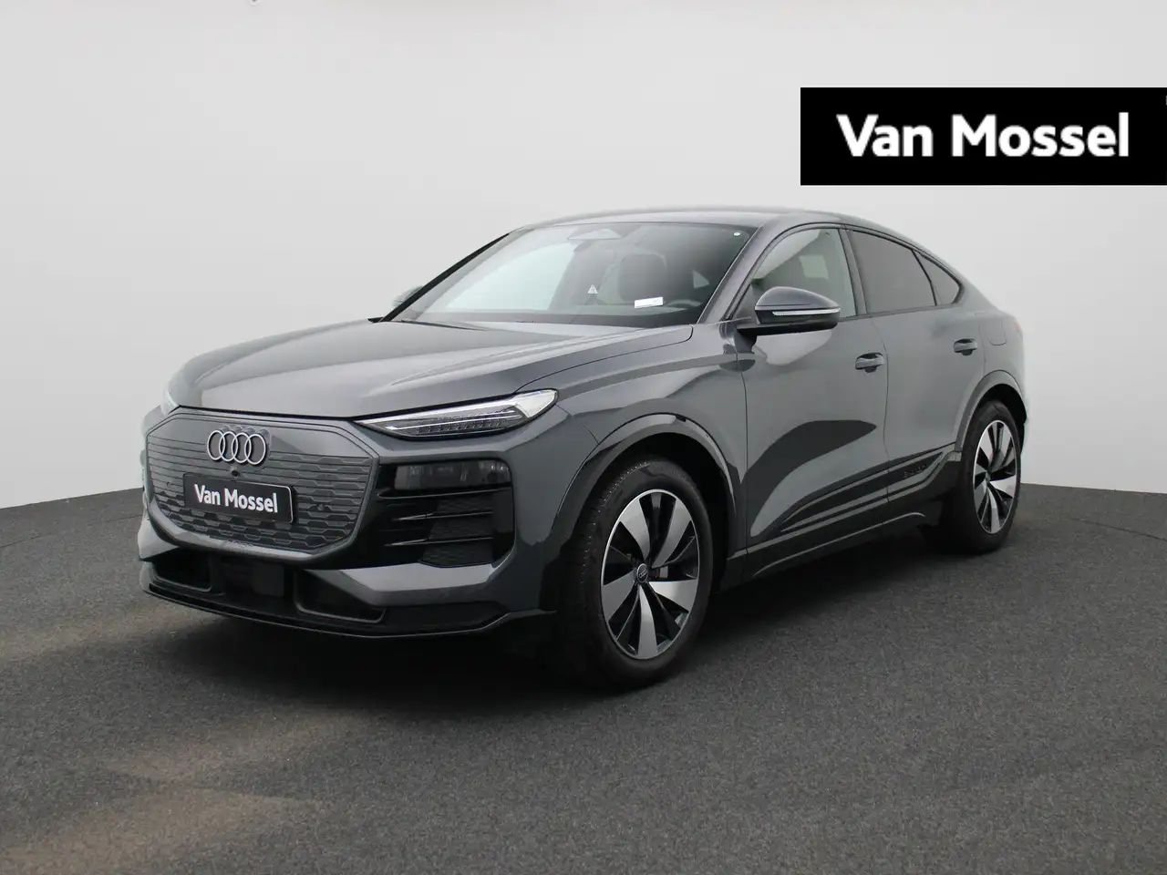 Audi Q6 e-tron edition performance 100 kWh | Adaptive cruise cont — photo 1 of 40