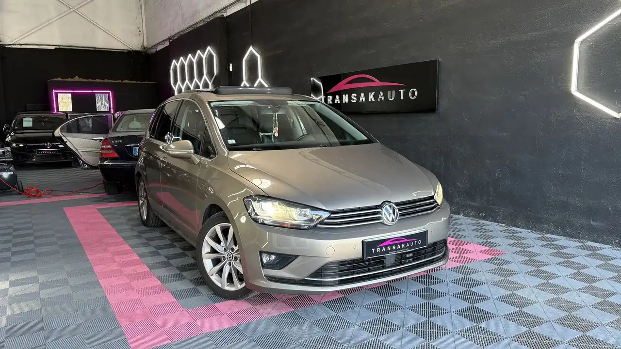 Volkswagen Golf Sportsvan VII Carat 2.0 TDi 150 cv INTERIEUR CUIR ENTRETIEN A JOUR TOIT OUVRANT — photo 1 of 33